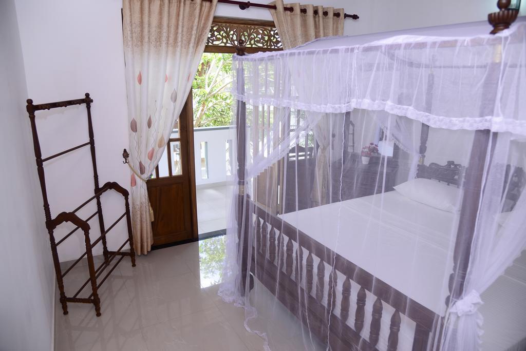 Aayu'S Guest Hotell Bentota Rom bilde